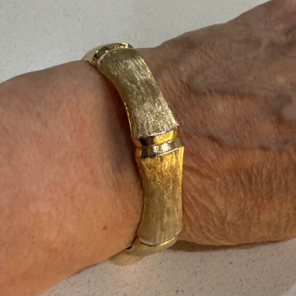 Gold Tone Metallic Clamp Bracelet - Picture 4 of 8